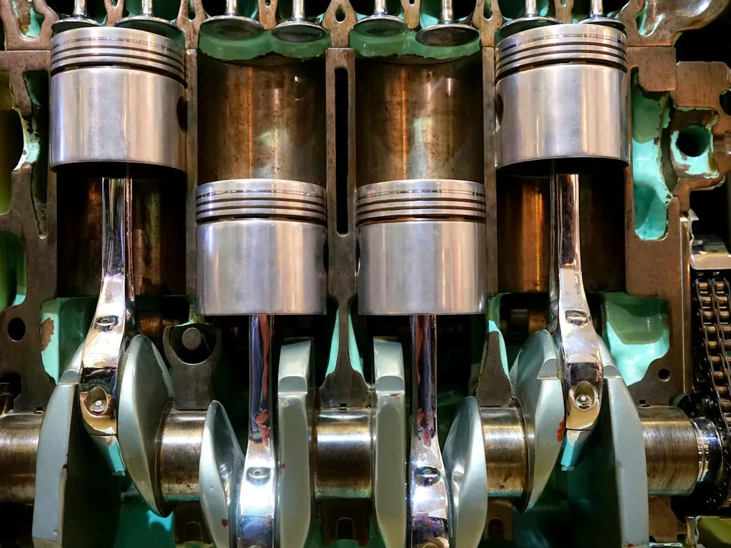 pieces-de-piston-de-moteur